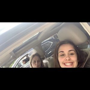 Meet your Posher, Lizzy